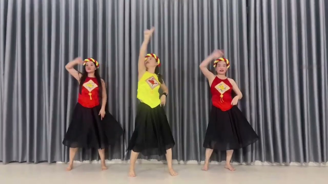 ✅⭐️Liên khúc trung thu/ em đi xem hội trăng rằm- chiếc đèn ông sao- remix -zumba Lan phạm ♥️