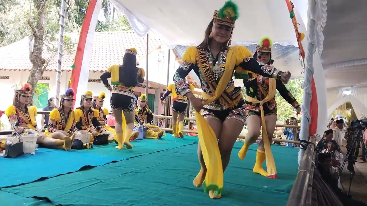ashola ndolalak putri sekar wangi