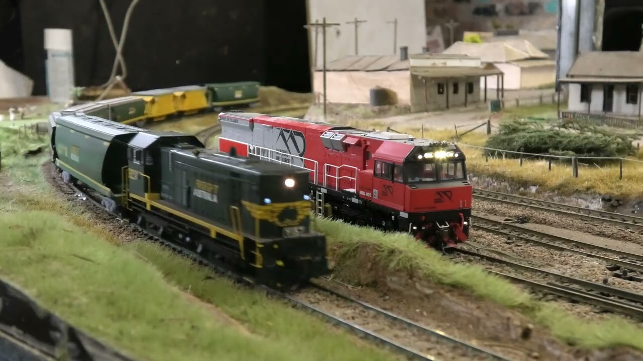 Somewhere Creek HO layout. Mixed grain and sand train - 3d Printed - Australian Model Railway
