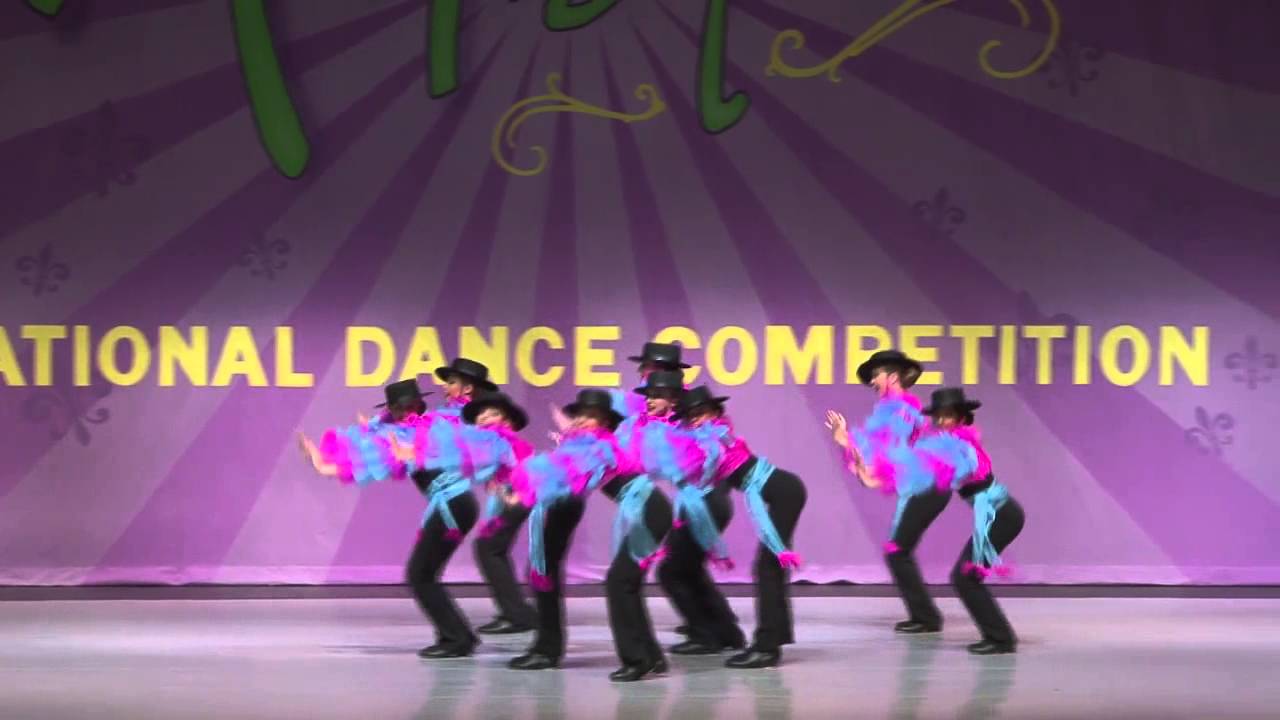 Bentonville 2 Video of the Week Winner: Shake Señora - Rhythm & Shoes Dance Studio