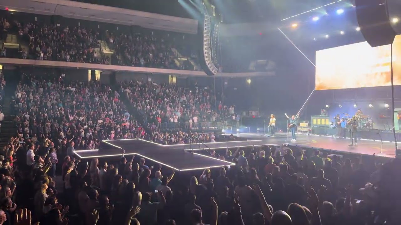 Chris Tomlin - Great Are You Lord
