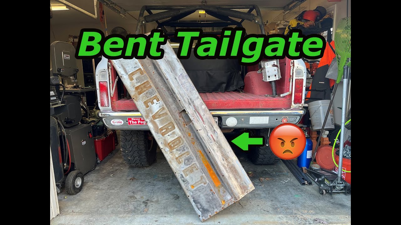 Fixing Bent Tailgate for 69-72 Chevy K5 Blazer. Extreme DIY