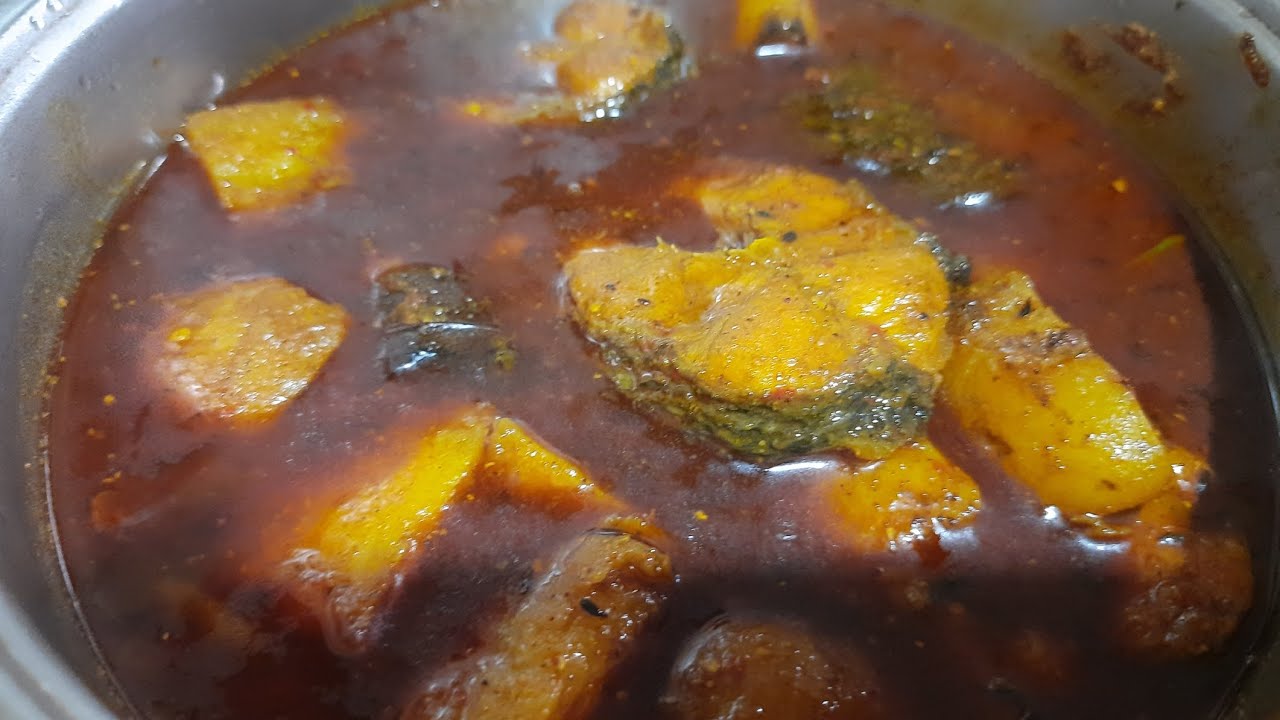 আলু দিয়ে শোল মাছের ঝোল|