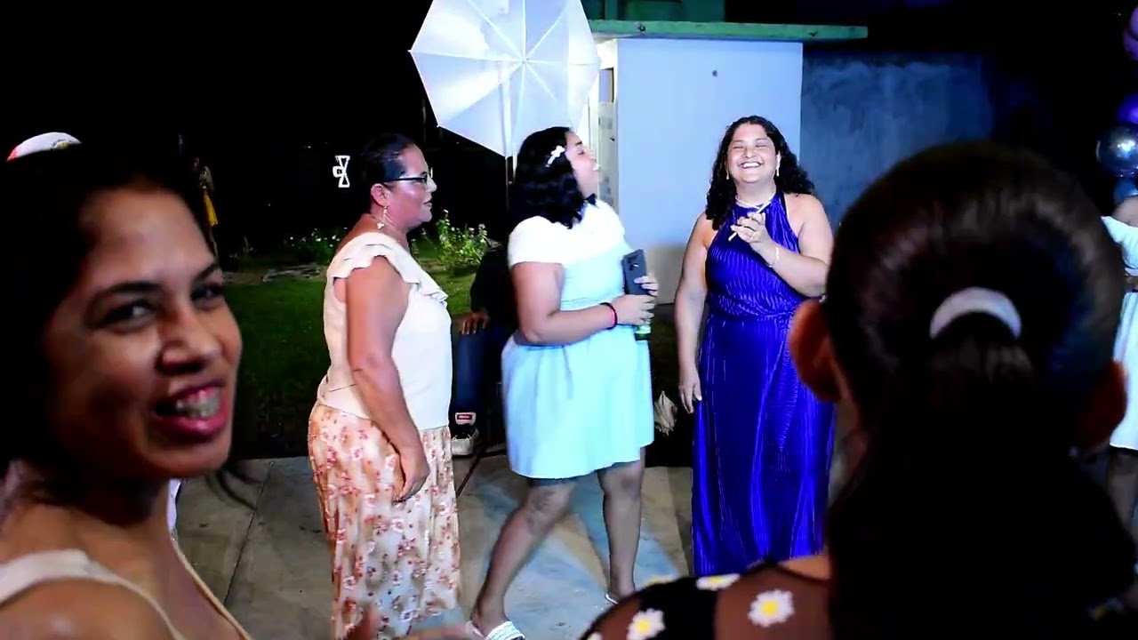 IVONE YEDITH mis xv años parte 2