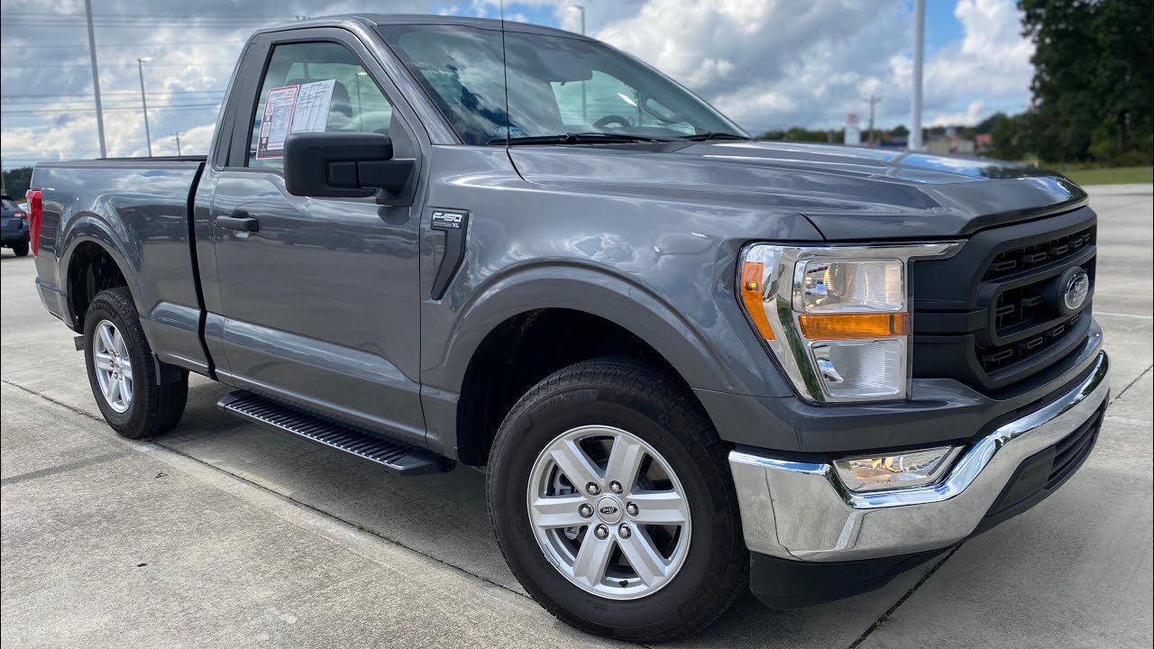 Тест-драйв и обзор Ford F-150 XL Regular Cab 5.0 2021 года от первого лица