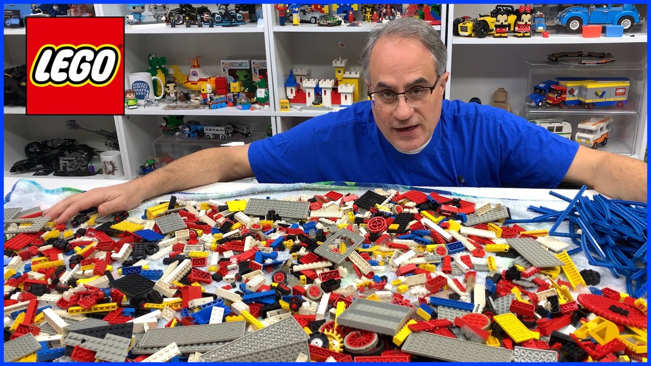 Sorting the Vintage LEGO Lot