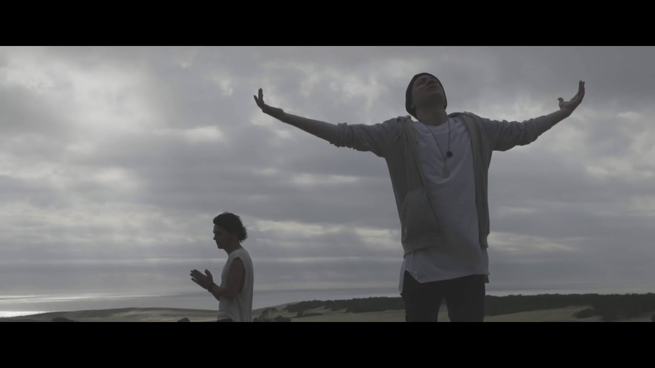 ALGO QUE NOS SALVE - EMANERO, PIRU SAEZ