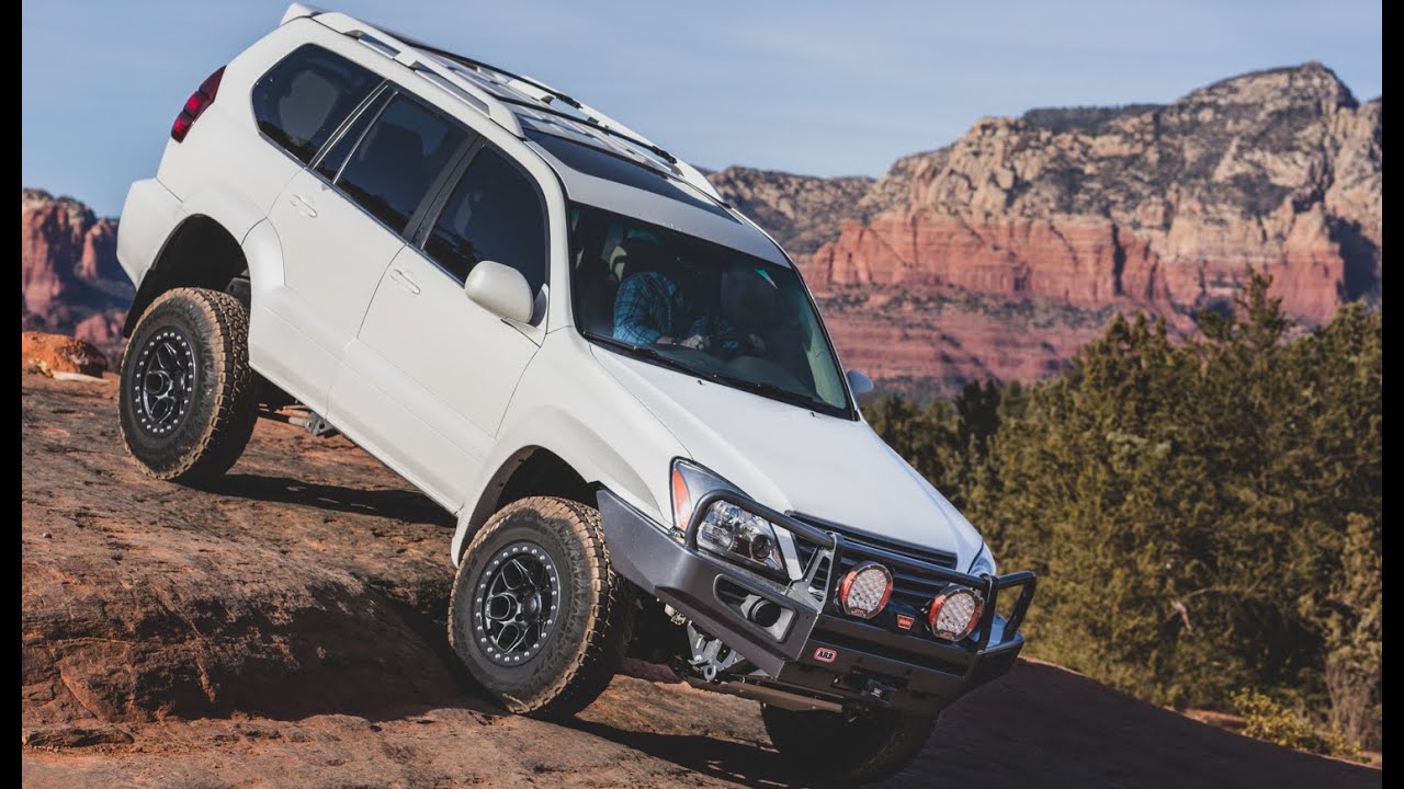 Lexus GX470 создан для путешествий по суше
