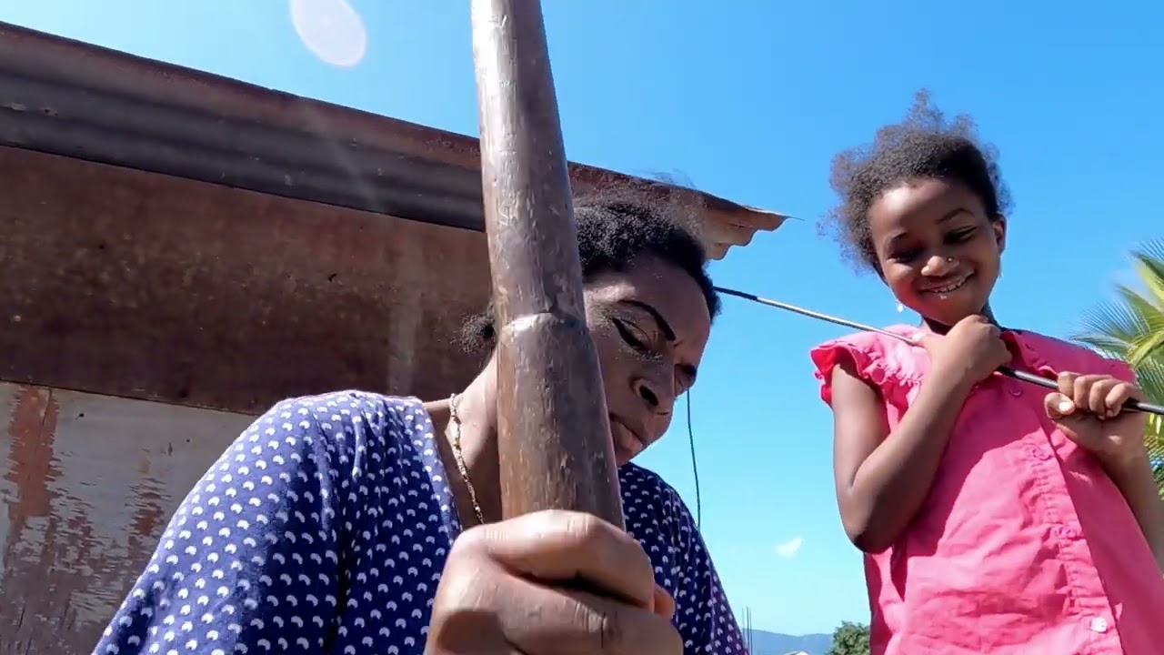 100% Mayotte   S04 Em 30 Le Mataba a Bouéni
