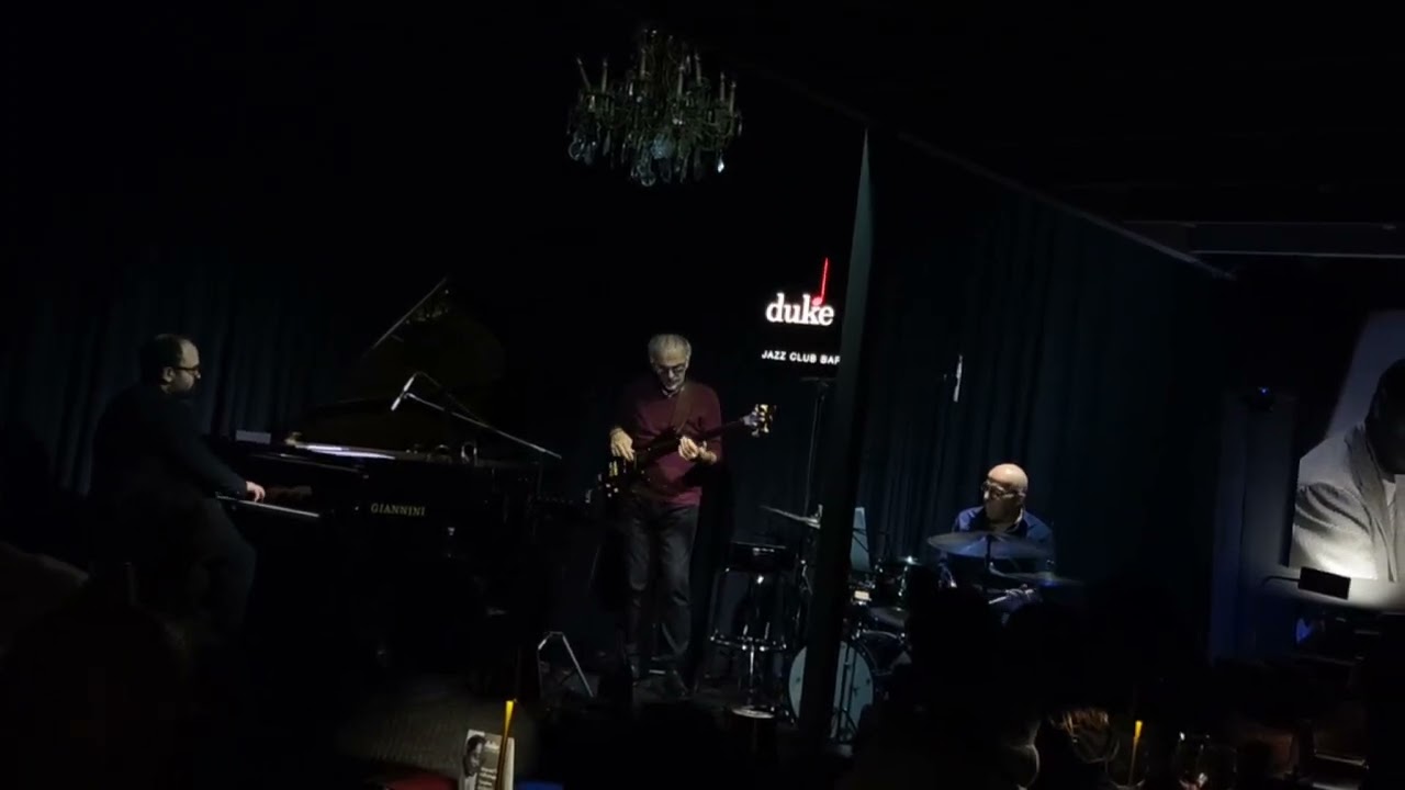 michele di monte drums-COFFEE STREET TRIO-DUKE jazz club bari 5/10/2025