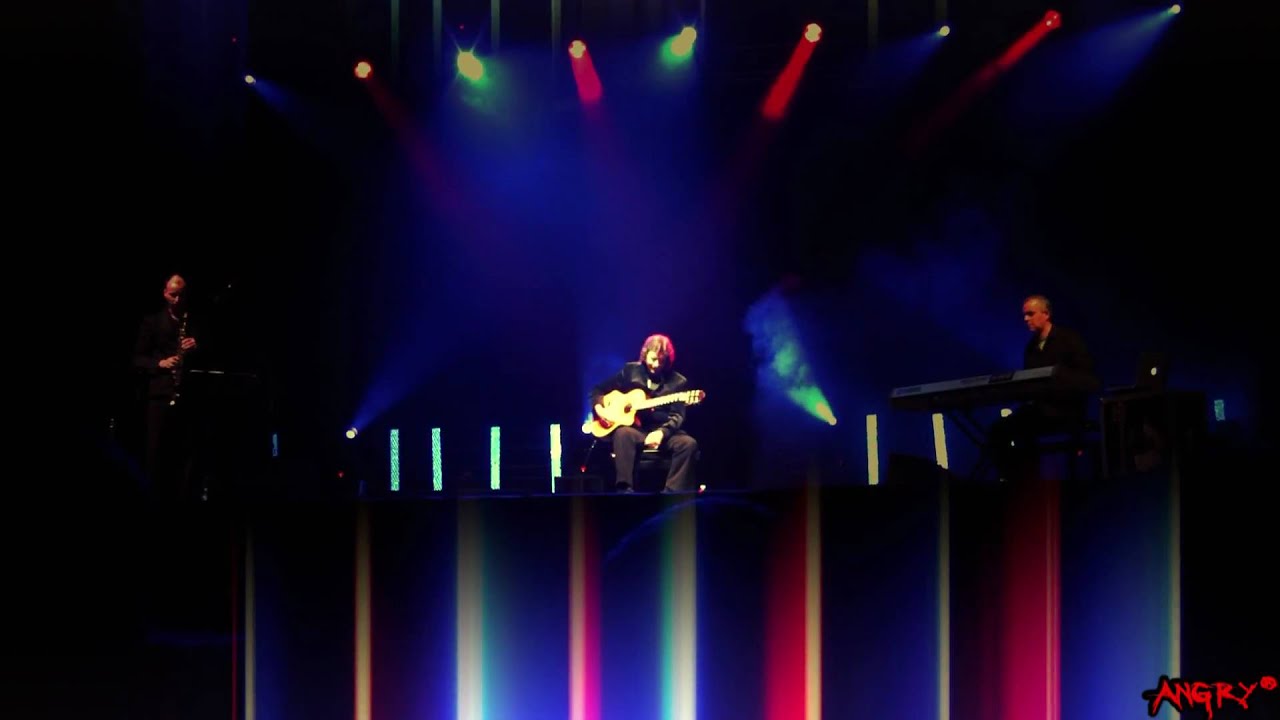 Steve Hackett Acoustic Trio - Walking Away from Rainbows (2011 IV 29) Wrocław PL