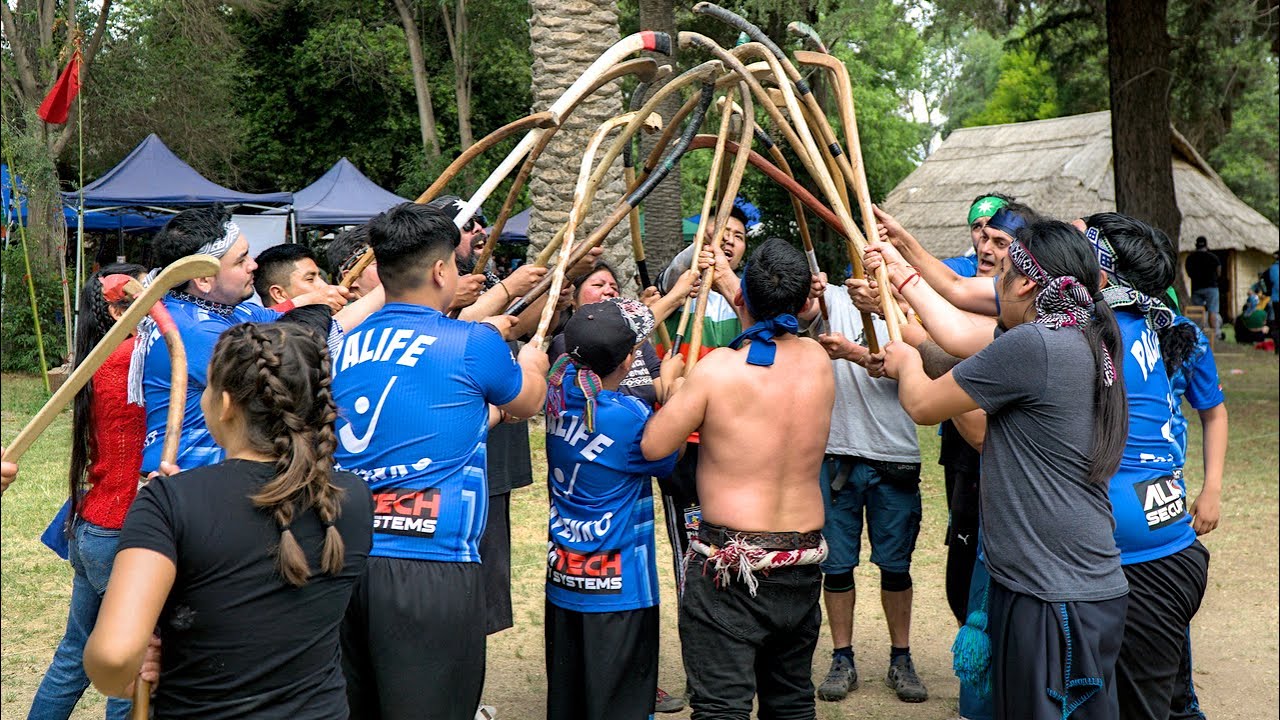 MUSICA MAPUCHE en vivo en la Ruka Rangiñelwe del Parque O'higgins