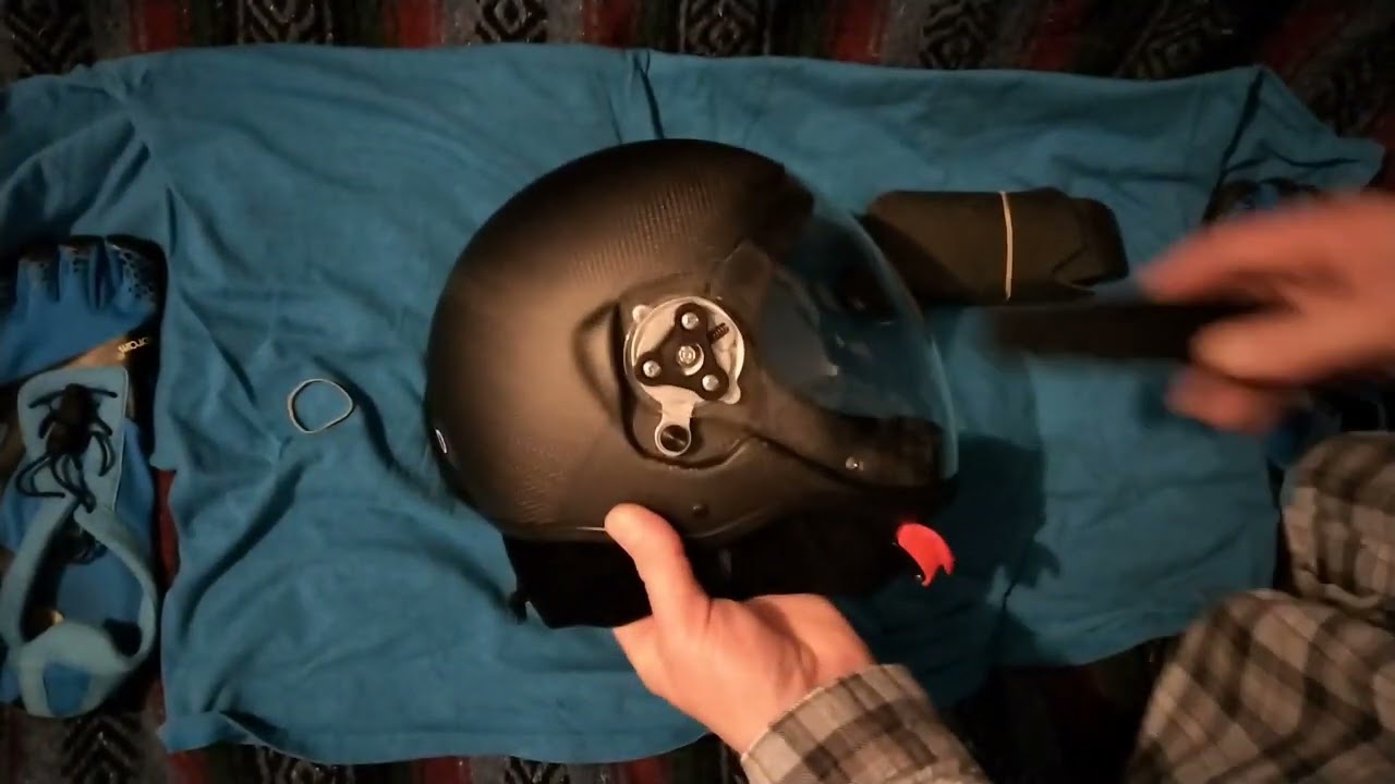 Helmet Comparison: Bonehead Composites Fusion/Dynamic (turn down volume, garbage audio, get over it)