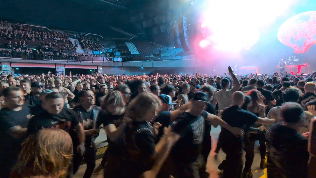 Bullet for My Valentine - Waking the Demon [4K] live @ Stadthalle, Vienna