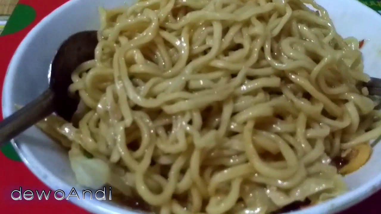 Mie ayam enak Wonogiri mBatu Malang / chicken nodle#mieayam #pecintamie #miebakso