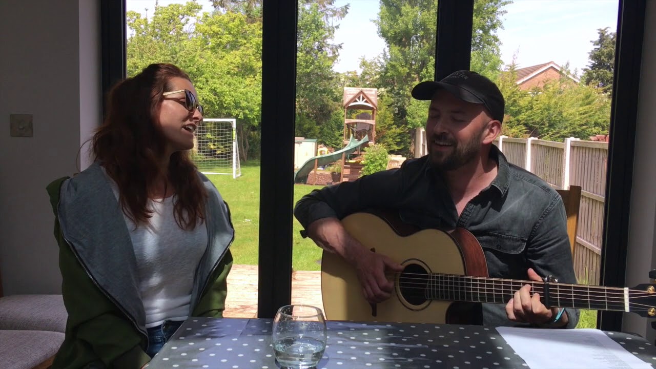 Edele Lynch C'est La Vie Acoustic 20 year anniversary