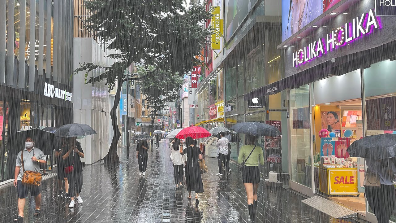 4K KOREA | Rainy Seoul Walking | Strong Heavy Rain in Myeongdong | Jul.2022