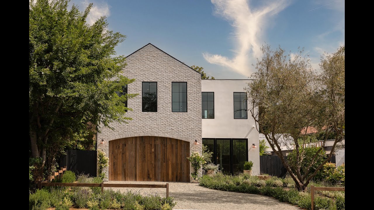 12031 Addison St. Valley Village, CA 91607
