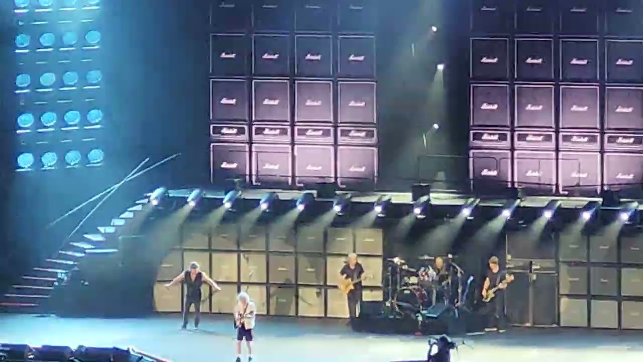 ACDC  In Cleveland part 4