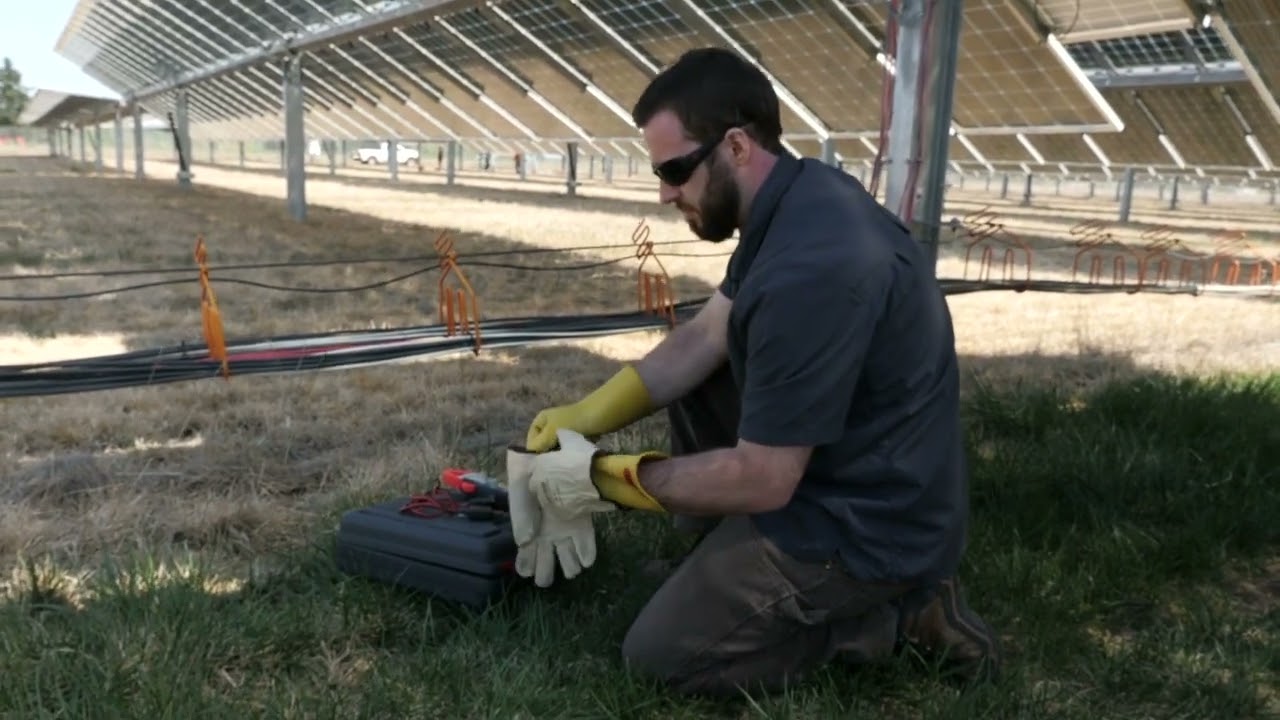 How to Use the Megger DCM1500S for PV Solar Applications