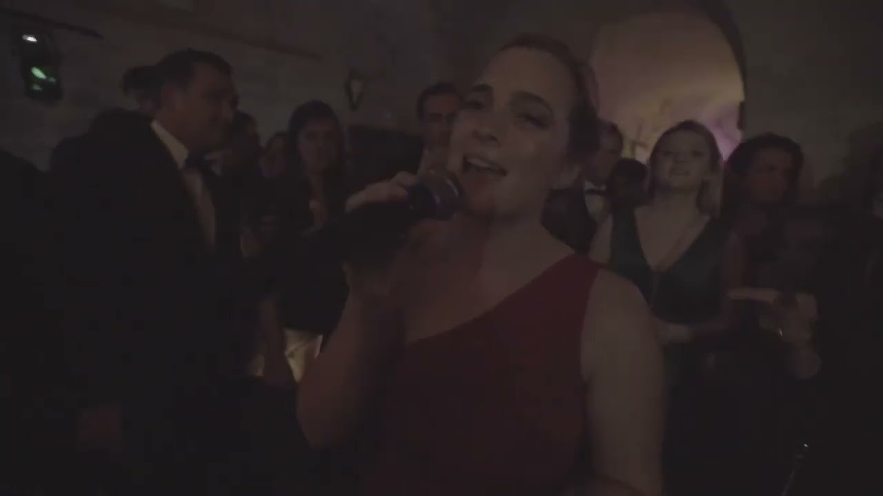 Live Singer With DJ @ Wedding in Paris