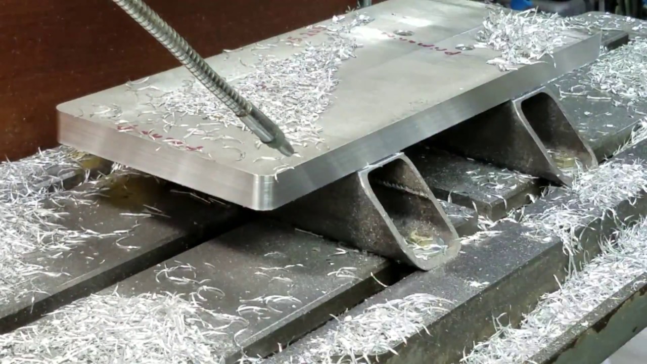 My 6-71 Blower rebuild, Part 15: Custom machining a Magnesium carb adapter plate.