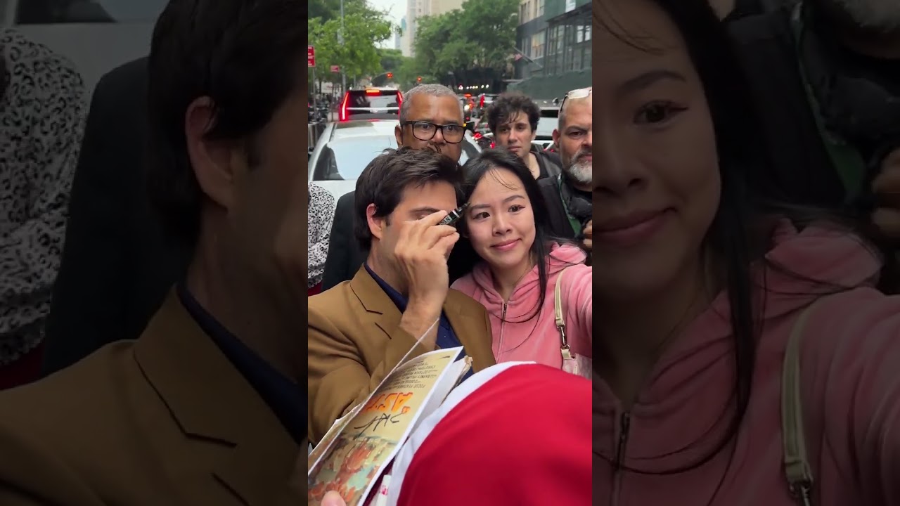 Jason Schwartzman outside the Astroid City press conference ❤️‍🔥
