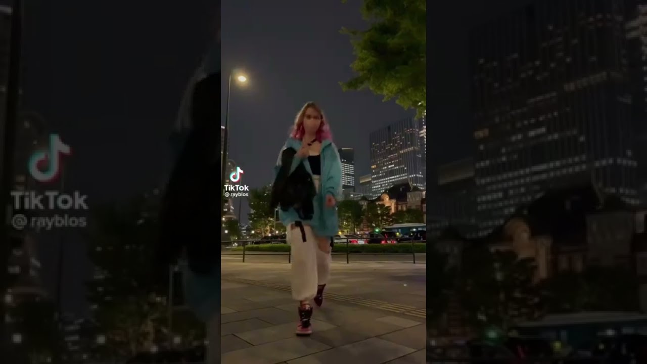Tiktok 可愛い外人さんパンチラ#shorts