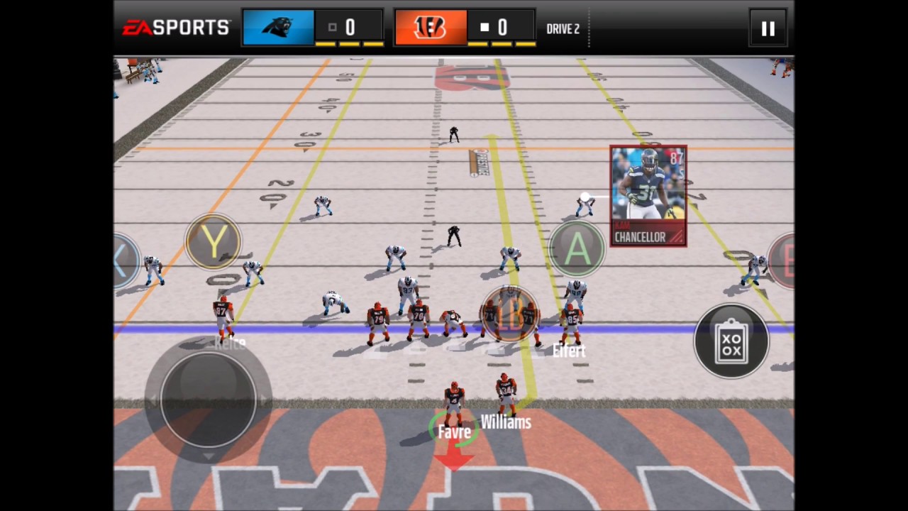 17x Present Opening + 98 Ultimate Freeze Master Brett Favre Gameplay | Madden Mobile 17