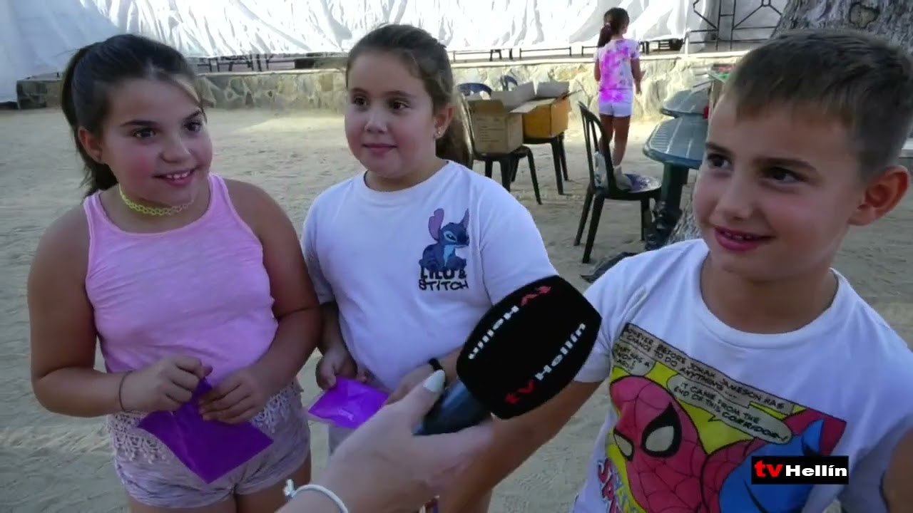 HOLA FERIA 2.10.24 - Holi Festival, recorrido por la Feria de Hellín y puestos de artesanía