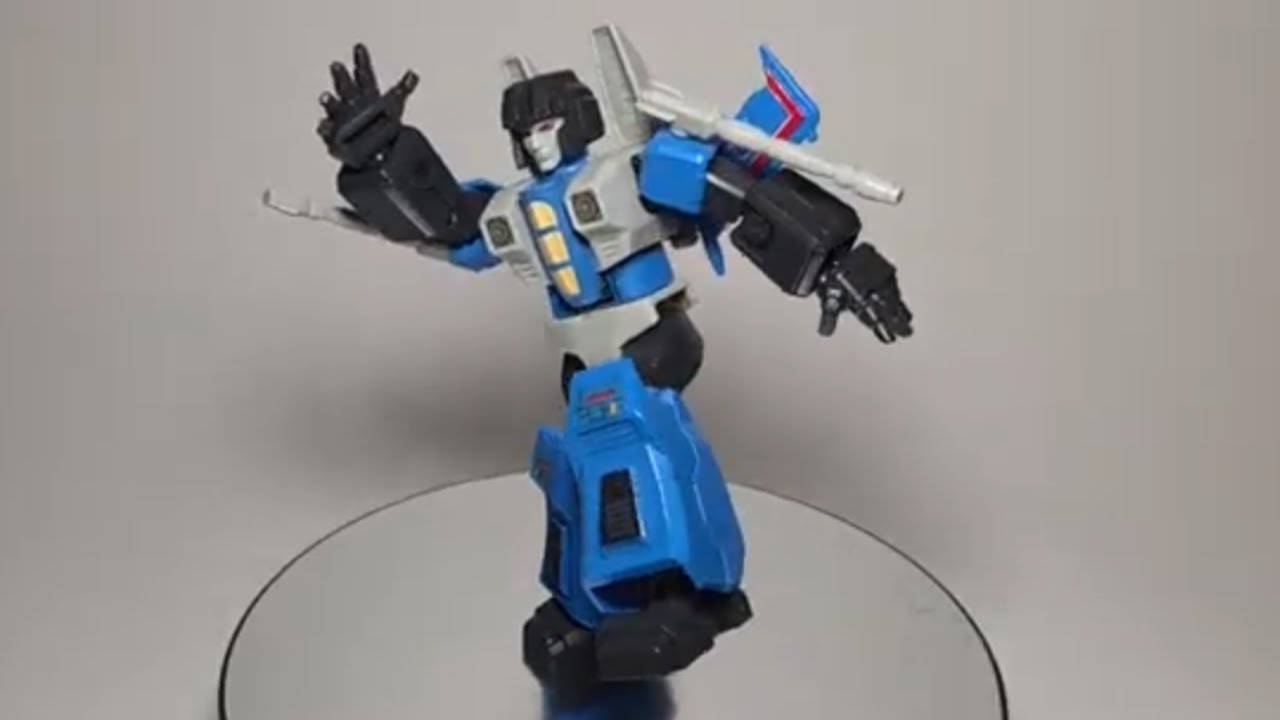 BLOKEES TRANSFORMERS GALAXY THUNDERCRACKER.