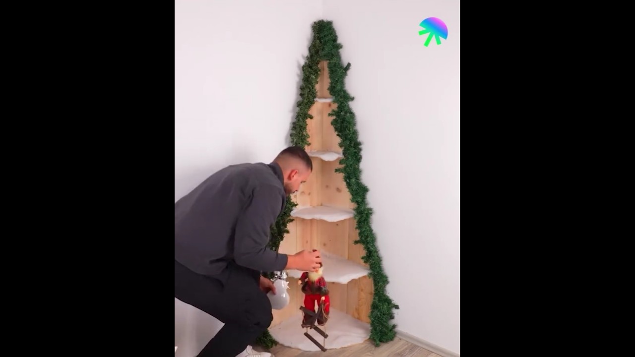 Corner Christmas Tree shelf 🎄
