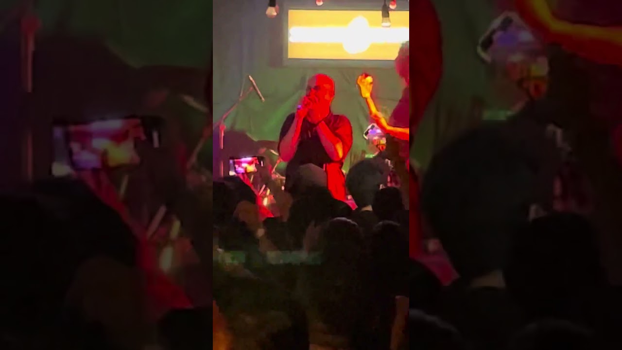 Michale Graves en El Salvador