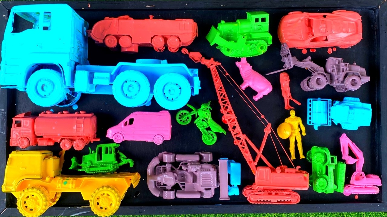 Membersihkan mobil mobilan, mobil balap, truk tangki, motor balap, crane, beko, excavator mini