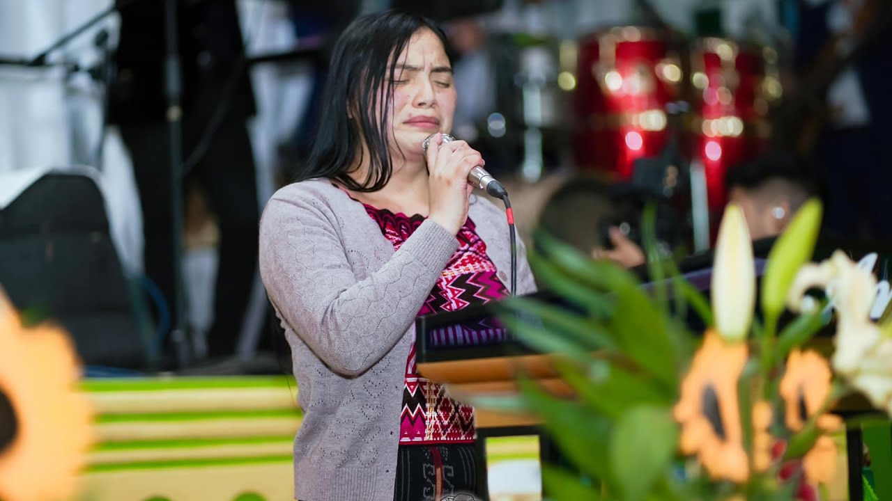 Solista Patricia Mejia 🕊😥 Hermoso cantico DE BENDICIONES