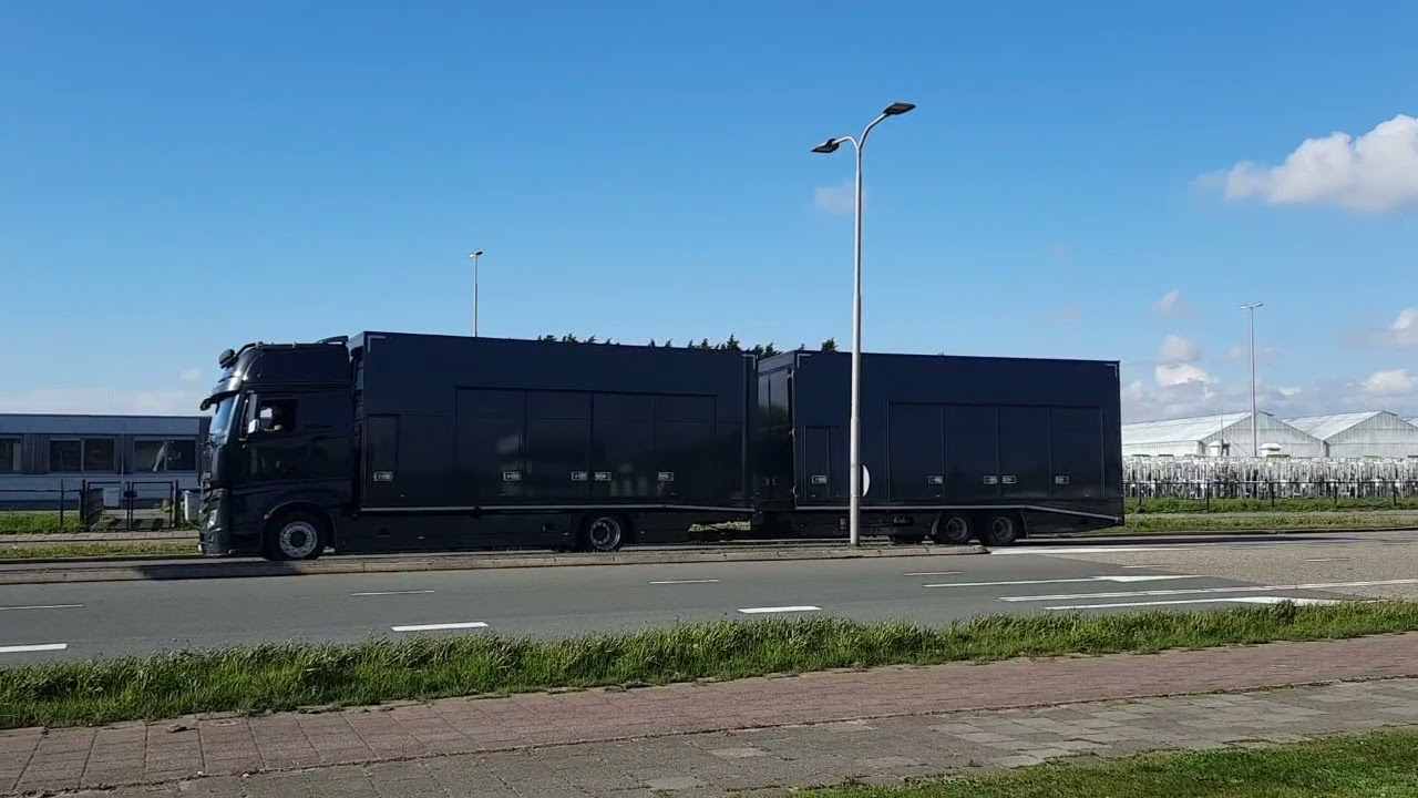Mercedes
