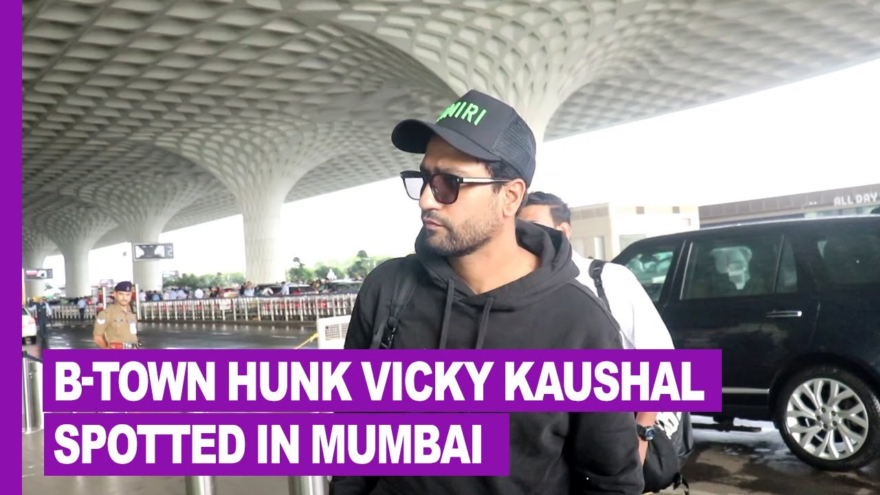 B-town&rsquo;s hunk Vicky Kaushal spotted in Mumbai | Entertainment News | Bollywood News