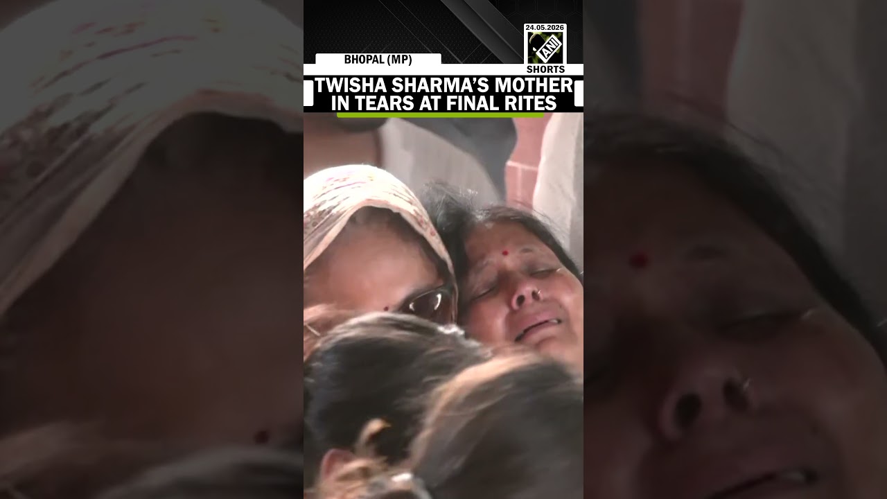Mother breaks down during alleged dowry victim Twisha Sharma&rsquo;s last rites