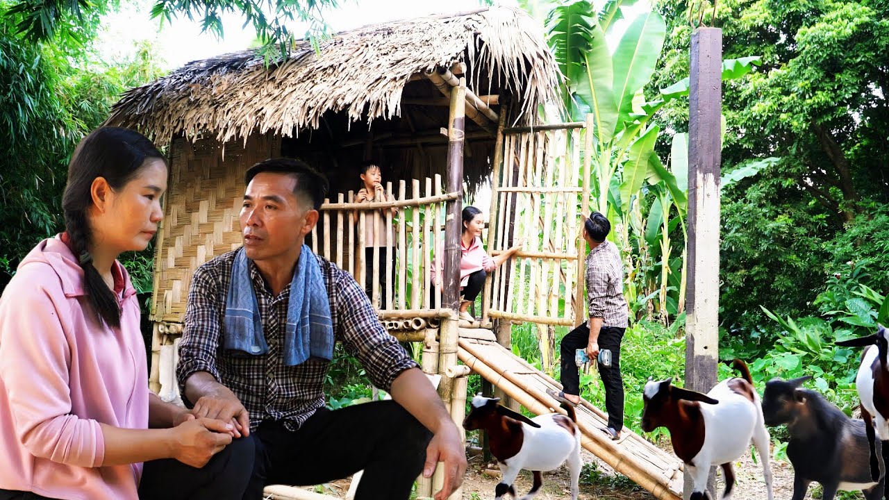 Transforming an abandoned house into a goat shed &mdash; Th&uacute;y is moved when Mến mentions marriage.