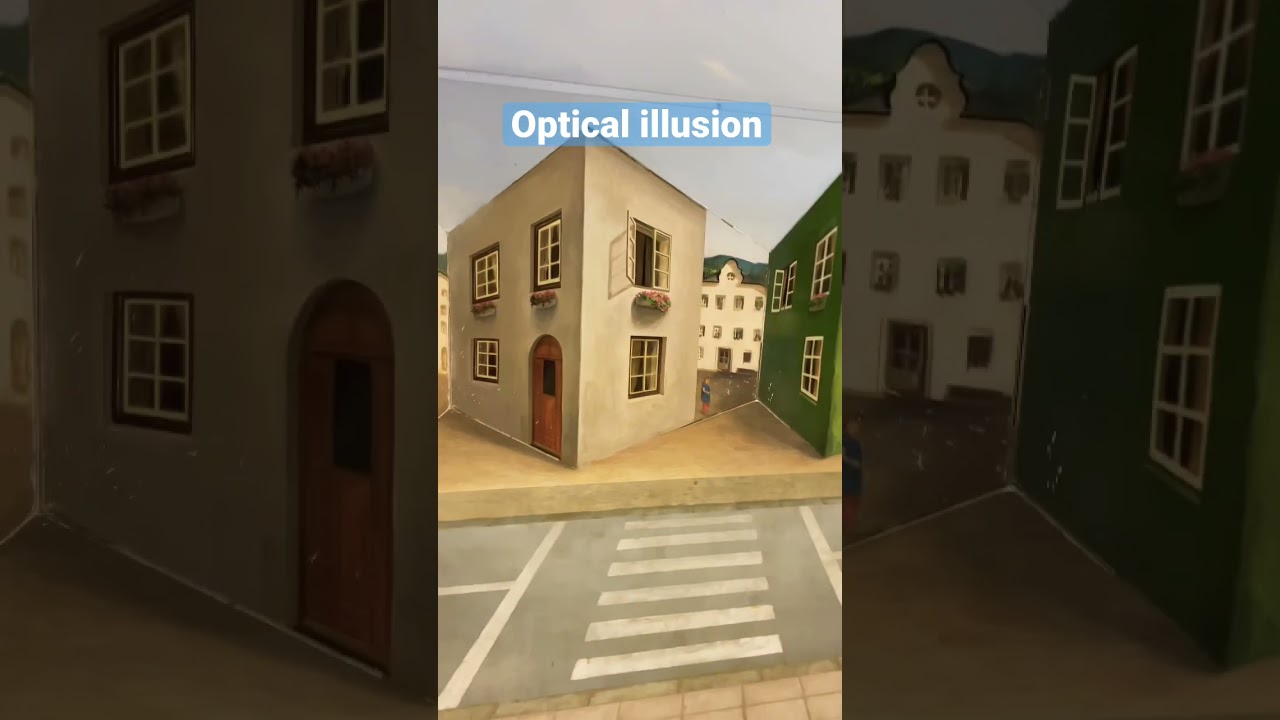 Optical illusion in Tokyo 