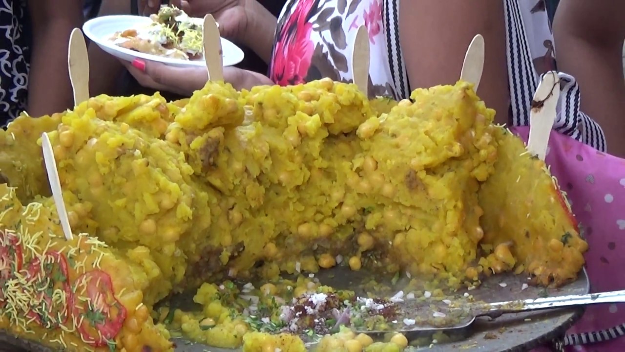 Street Food Of India | College Student's Favourite Papri Chaat & Masala Ghugni | ঘুগনি  | घुगनी