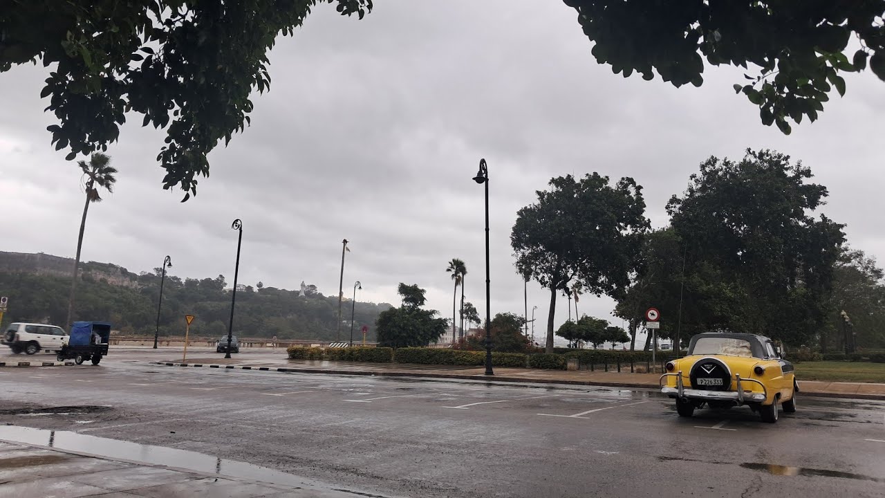 caminando por la Habana