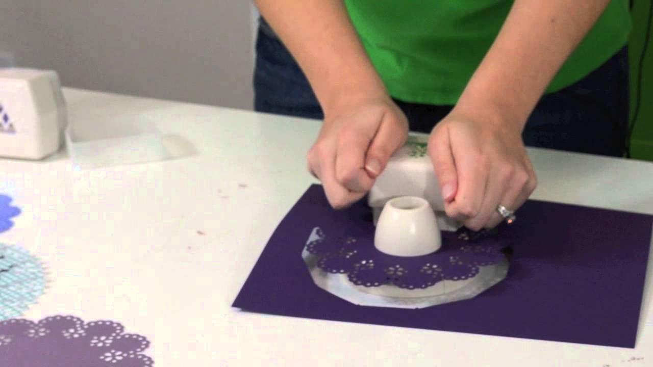Tutorial and Review - Martha Stewart Crafts Circle Edge Punch Starter Set