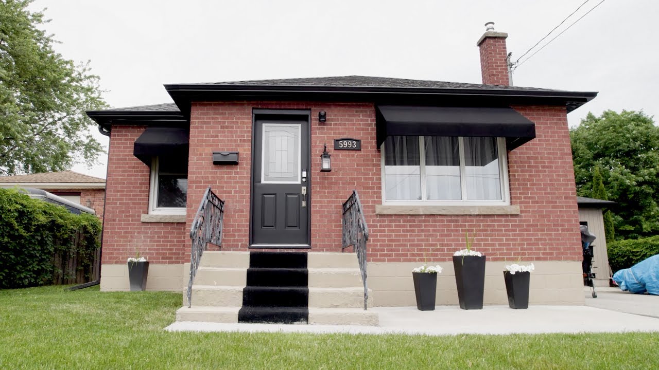 5993 Coholan Street, Niagara Falls ON L2J 1K7 - Official Video by RE/MAX Hendriks Team Realty