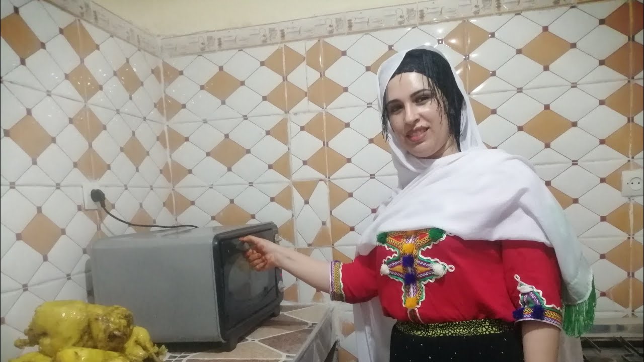 لمة سوسية،(المعروف فسوس) تجمعنا مع الجيران والعائلة ودرنا العشاء، جولة في جبال تاگجگالت،