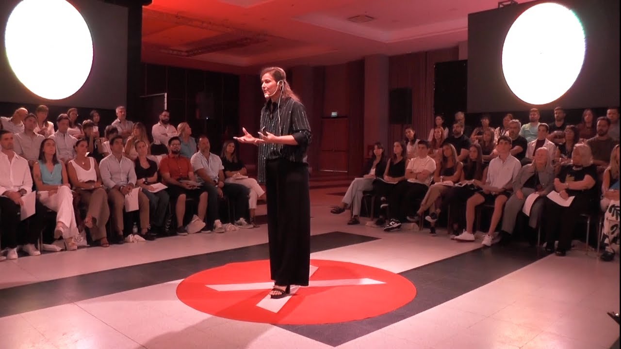 La importancia de las emociones en la toma de las decisiones | Maria Jose Hadad | TEDxArazaty