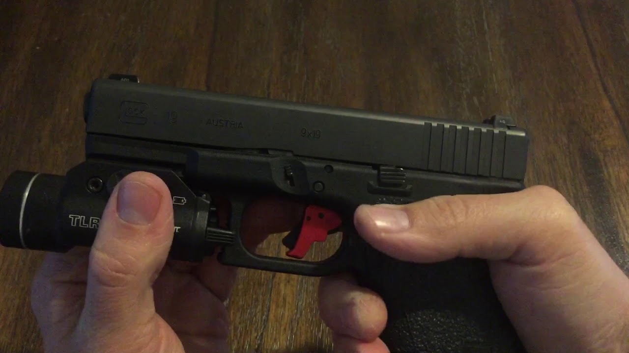 Обзор Streamlight tlr1s