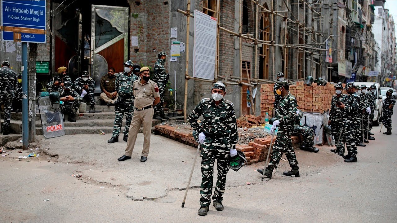 India struggling to enforce lockdown