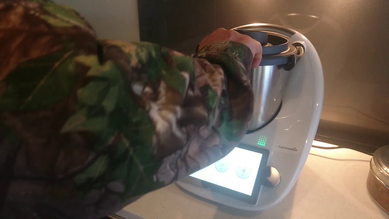 Venison Burgers - How to mince meat in the Thermomix® TM6