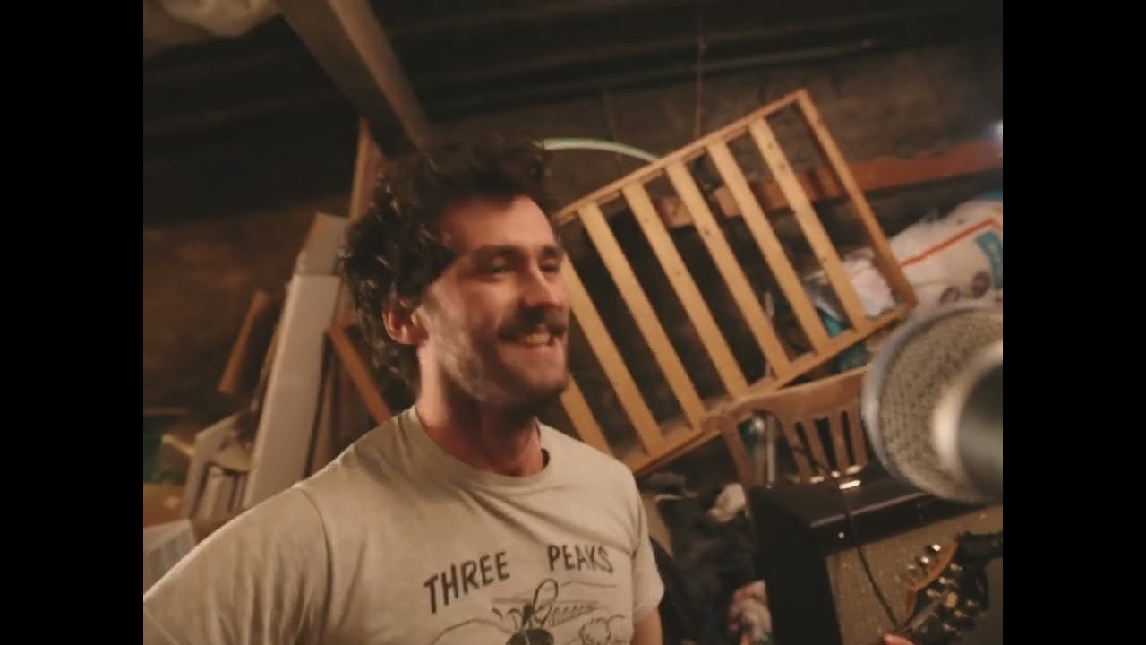 Running Standard - Marion, live in the garage